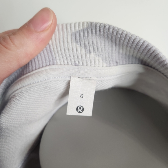 Lululemon Perfectly Oversized Crew in Incognito Camo Alpine White Multi Size 6 - Picture 11 of 12